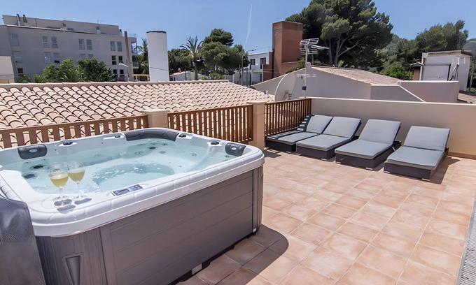 Son Moll Casa | Casa de vacaciones 'Pescadores' con vistas al mar, terraza privada y aire acondicionado