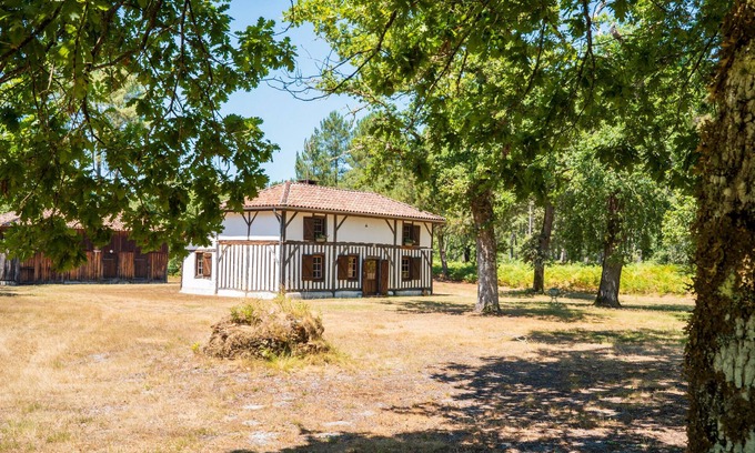 Sabres Casa | Casa de vacaciones 'Petit Chantalaoude' con terraza privada, jardín privado y Wi-Fi