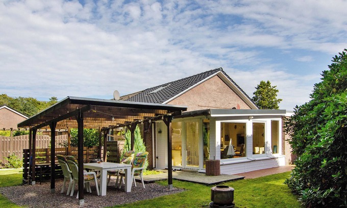 Berumbur Casa | Casa de vacaciones 'Piet' con terraza privada, jardín privado y Wi-Fi