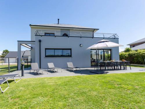 Pirou Casa | Holiday Home Pirou Beach by Interhome