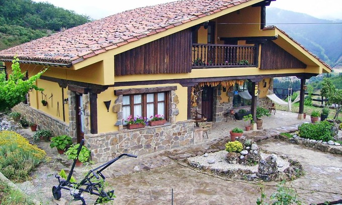 Cillorigo de Liébana Casa | Holiday Home Potes Viñon by Interhome