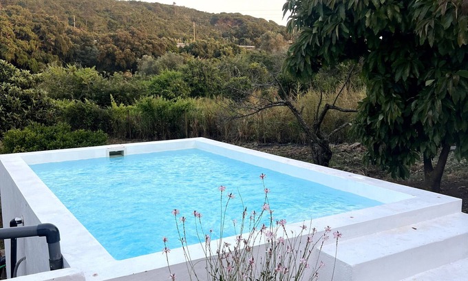 Santiago do Cacem Casa | Holiday Home 'Casa Lobata Da Maria' with Mountain View, Wi-Fi and Air Conditioning