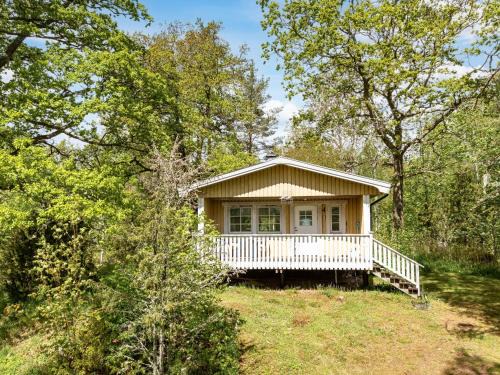 Virserum Casa | Holiday Home Rödmossa Femton by Interhome