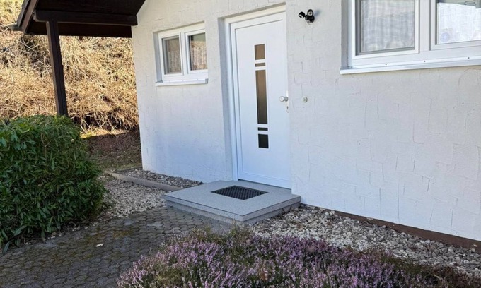 Biersdorf am See Apartamento | Casa de vacaciones depósito Bitburg - Casa WZ, cocina, baño / WC, 2 dormitorios