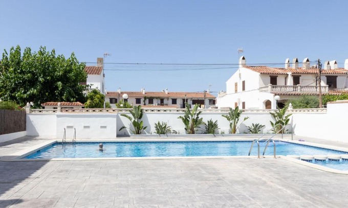 Torredembarra Casa | Holiday Home Residencial Port Lligat by Interhome