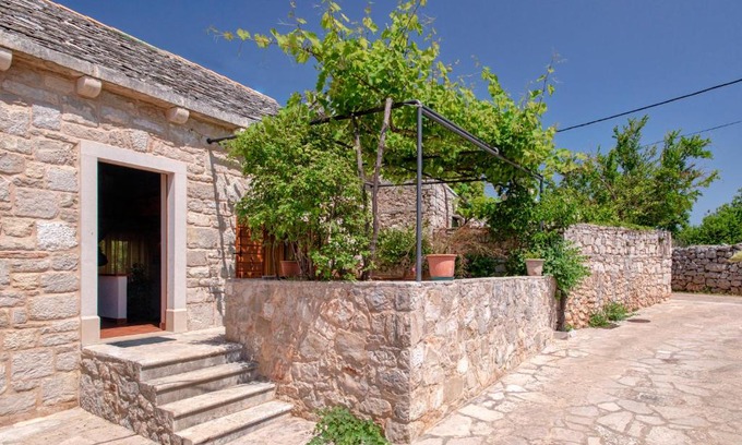 Stari Grad Casa | Holiday Home Rudina