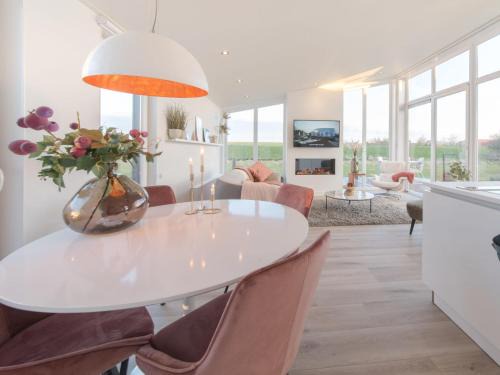 Wemeldinge Casa | Holiday Home Ruisweg 73 by Interhome