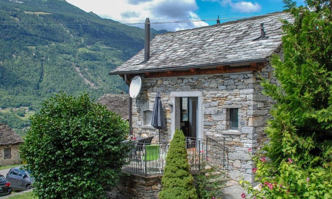 Malvaglia-dagro Casa | Holiday Home Rustico Ca' di Garoi by Interhome