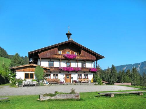 Muhlthal Casa | Holiday Home Schwalbenhof by Interhome