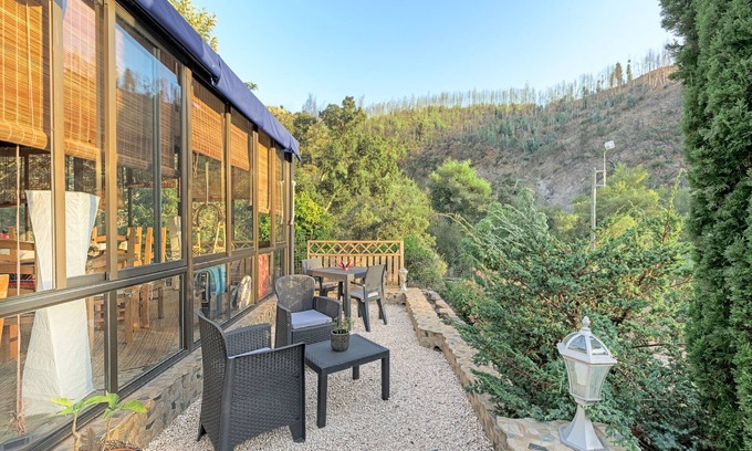 Baiona Casa | Casa de vacaciones 'Selão Da Eira Velha' con vistas al lago, piscina compartida y Wi-Fi