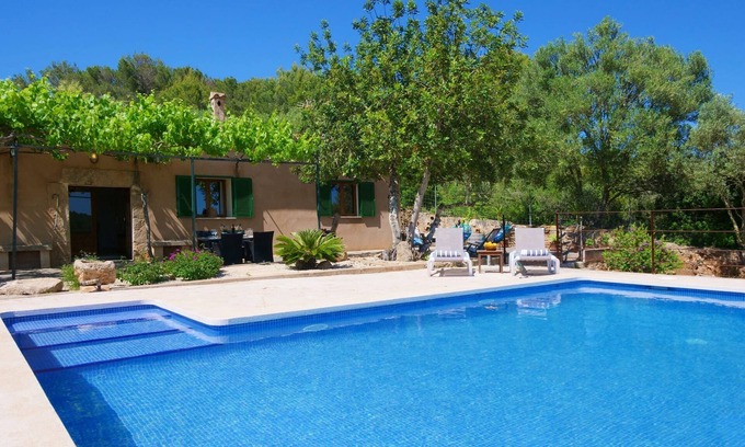 Algaida Villa | Casa Son Fornes con piscina, Wi-Fi, jardín y terraza; aparcamiento disponible