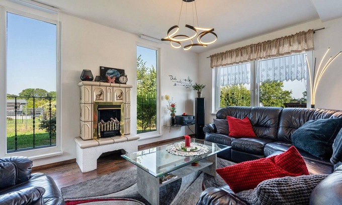 Lichtenwalde Casa | Casa de vacaciones 'Ferienhaus Sonja' con terraza privada, Wi-Fi y aire acondicionado