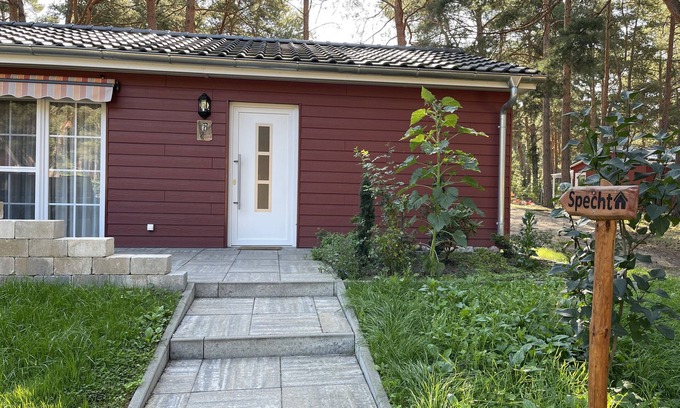Wunsdorf Casa | Casa de vacaciones 'Specht' con terraza privada, jardín privado y Wi-Fi