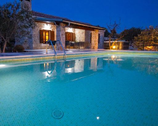 Drage Casa | Holiday Home Svemir