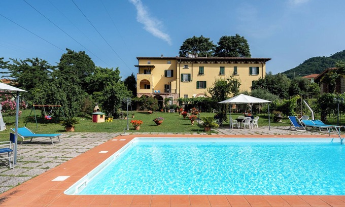 Nozanno Casa | Casa de vacaciones "Tenuta Il Ponte - Dama" con piscina compartida, jardín privado y Wi-Fi