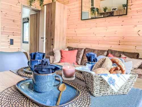 Fischbachau Casa | Holiday Home Tiny Haus Glockenalm-Haus Spitzingsee by Interhome