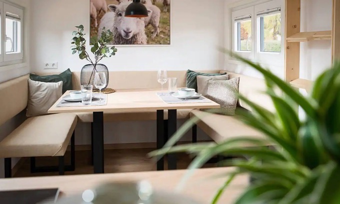 Laichingen Casa | Casa de vacaciones 'Tiny House Raum Käpsele' con terraza privada, Wi-Fi y aire acondicionado