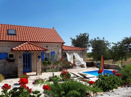Oklaj Casa | Holiday Home Toma