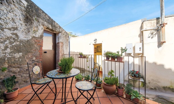 Savoca Casa | Casa de vacaciones 'Tommaso E Martina' con vistas a la montaña, Wi-Fi y aire acondicionado