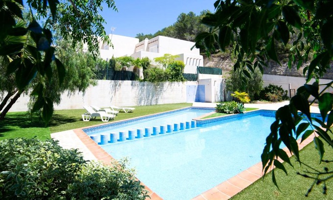 Empedrola Casa | Holiday Home Una by Interhome