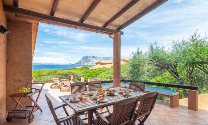 San Teodoro Casa | Holiday Home Vanessa by Interhome
