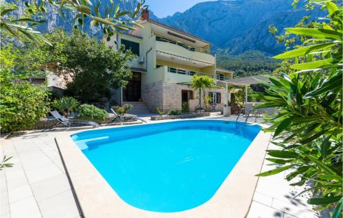 Veliko Brdo Casa | Holiday Home Veliko Brdo-Vrcani Bb Iii