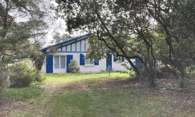 Cap-Ferret Casa | Casa de vacaciones 'Villa Au Cap-ferret Ref 94' con terraza privada, jardín privado y Wi-Fi