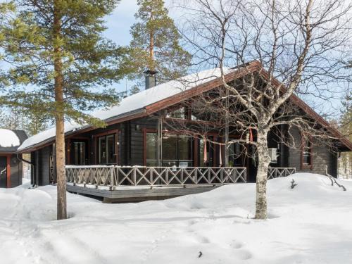 Lampivaara Casa | Holiday Home Villa aihki by Interhome