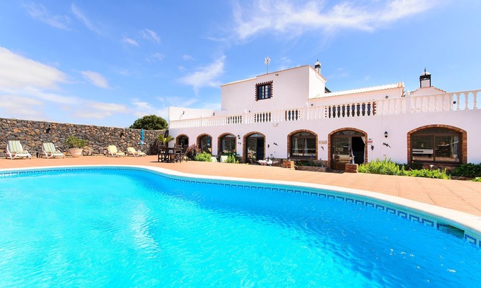 Tias Villa | Casa de vacaciones "Villa Clara 1" con piscina grande, vistas impresionantes, terraza y Wi-Fi