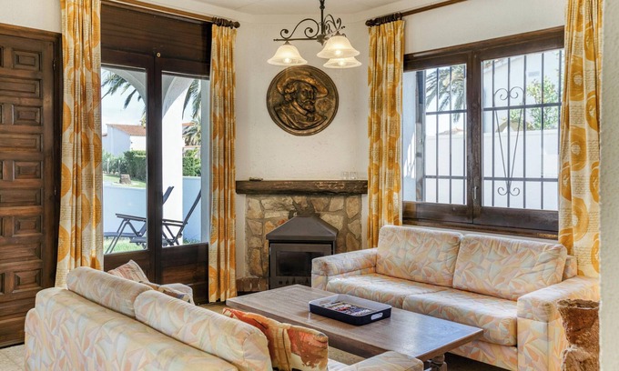 Empuriabrava Casa | Casa de vacaciones "Villa Tordera" con jardín y aire acondicionado