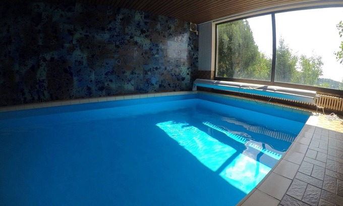 Altmorschen Casa | Casa de vacaciones 'Villa - Fuldablick' con vistas a la montaña, terraza privada y Wi-Fi