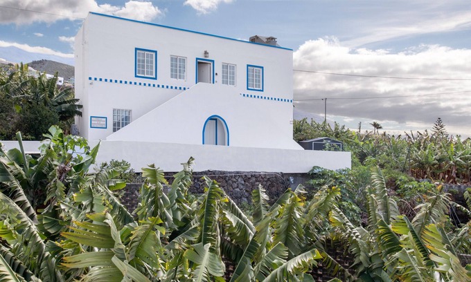 Tazacorte Casa | Casa de vacaciones 'Villa Los Aguacateros' con terraza privada, Wi-Fi y aire acondicionado