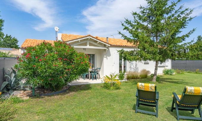 Les Mathes Casa | Holiday Home Villa Margarin by Interhome