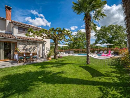 Vosteni Casa | Holiday Home Villa Marina by Interhome