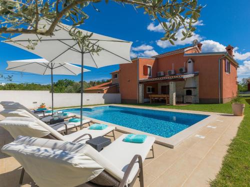 Rakalj Casa | Holiday Home Villa Prisedi by Interhome