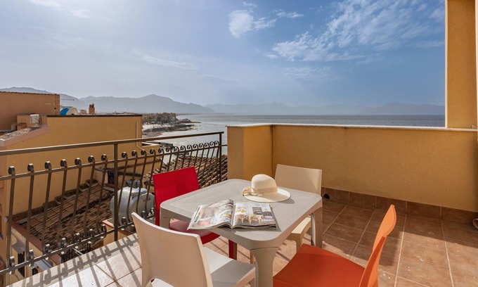 Aspra Casa | Casa de vacaciones "Vista Mare" con vistas al mar, balcón y Wi-Fi