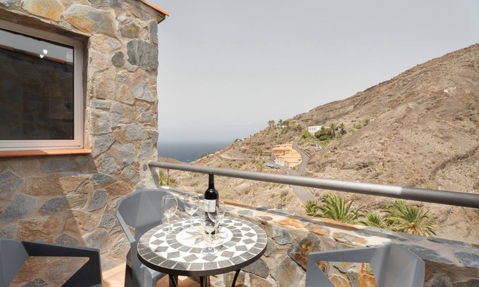 Alojera Casa | Casa de vacaciones 'Vivienda vacacional La Era I' con vistas al mar, Wi-Fi y aire acondicionado