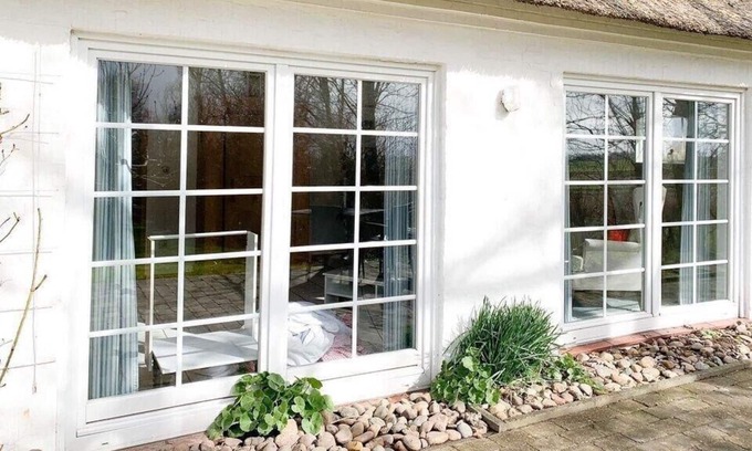 Osterhever Casa | Holiday home Weiße Reetdachkate