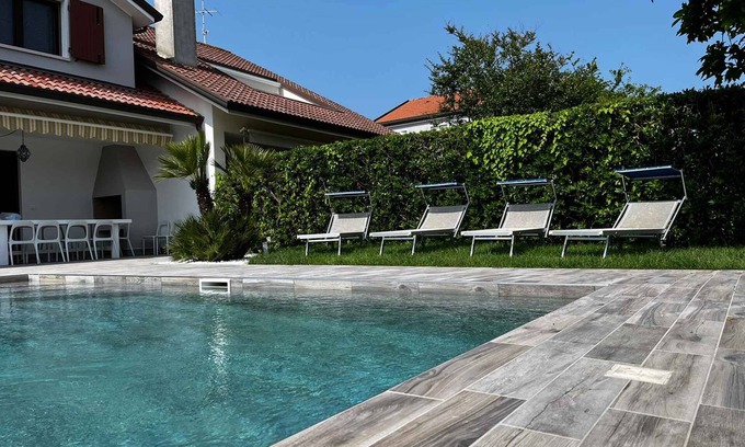 Isola Albarella Casa | Casa vacacional con piscina
