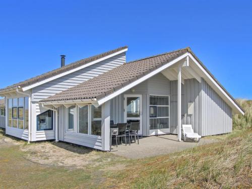 Rindby Strand Casa | Holiday Home Wikar - 50m from the sea by Interhome