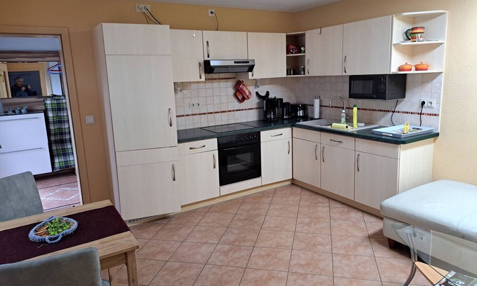 Straupitz Casa | Holiday Home 'Ferienhaus Wilhelm' with Wi-Fi, Garden & Terrace incl. linen