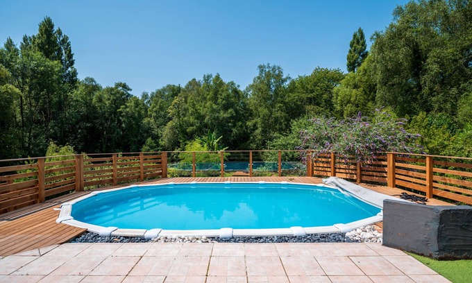 Kervignac Casa | Casa de vacaciones con piscina privada, terraza privada y Wi-Fi