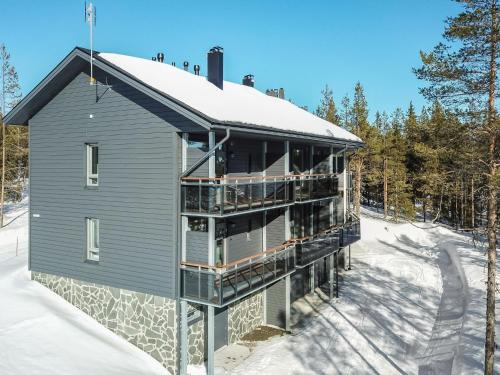Yllas Casa | Holiday Home Ylälänsi 3 as 5 by Interhome