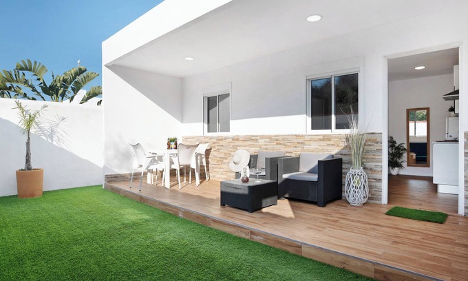 Zahora Casa | Casa de vacaciones 'Zahora Qg' con vistas a la montaña, Wi-Fi y aire acondicionado
