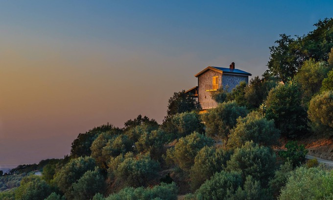 Capri Leone Casa | Casa de vacaciones en medio de una plantación de olivos con fantásticas vistas al mar