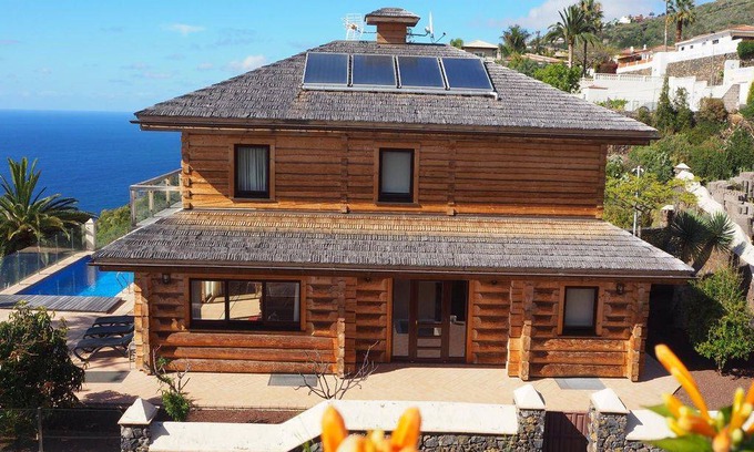 Sauzal Casa | Holiday house El Sauzal for 1 - 7 persons with 4 bedrooms - Holiday home