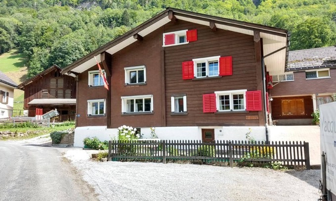 Engi Casa | Casa de vacaciones Engi para 1 - 6 personas con 4 dormitorios - Casa de vacaciones independiente