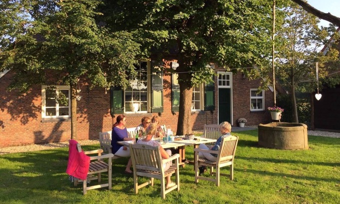 Hellendoorn Casa | Holiday house Hellendoorn for 1 - 7 persons with 3 bedrooms - Holiday home
