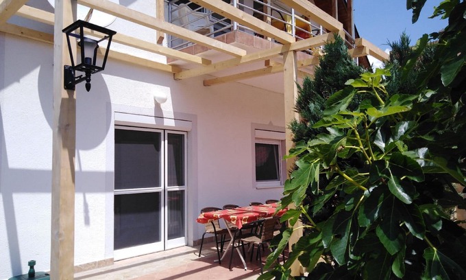 Balatonmariafurdo Casa | Casa de vacaciones Balatonmáriafürdõ para 1 - 12 personas con 6 dormitorios - Casa de vacaciones