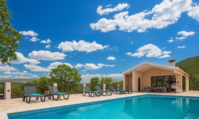 Lovrec Casa | Holiday house Lovrec for 1 - 8 persons with 4 bedrooms - Holiday home